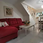 Casa Alfonso Toledo. Mas Que Casa, Un Hogar *