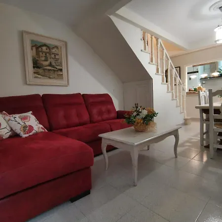 Casa Alfonso Toledo. Mas Que Casa, Un Hogar *