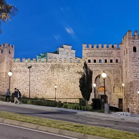 Feriehus Casa Alfonso Toledo. Mas Que Casa, Un Hogar *